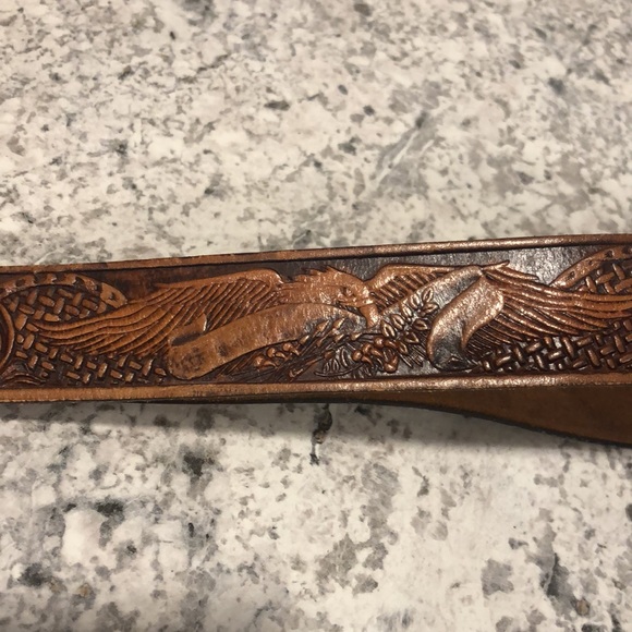 NWOT TOP GRAIN LEATHER MENS SIZE 40 BELT - Picture 2 of 4